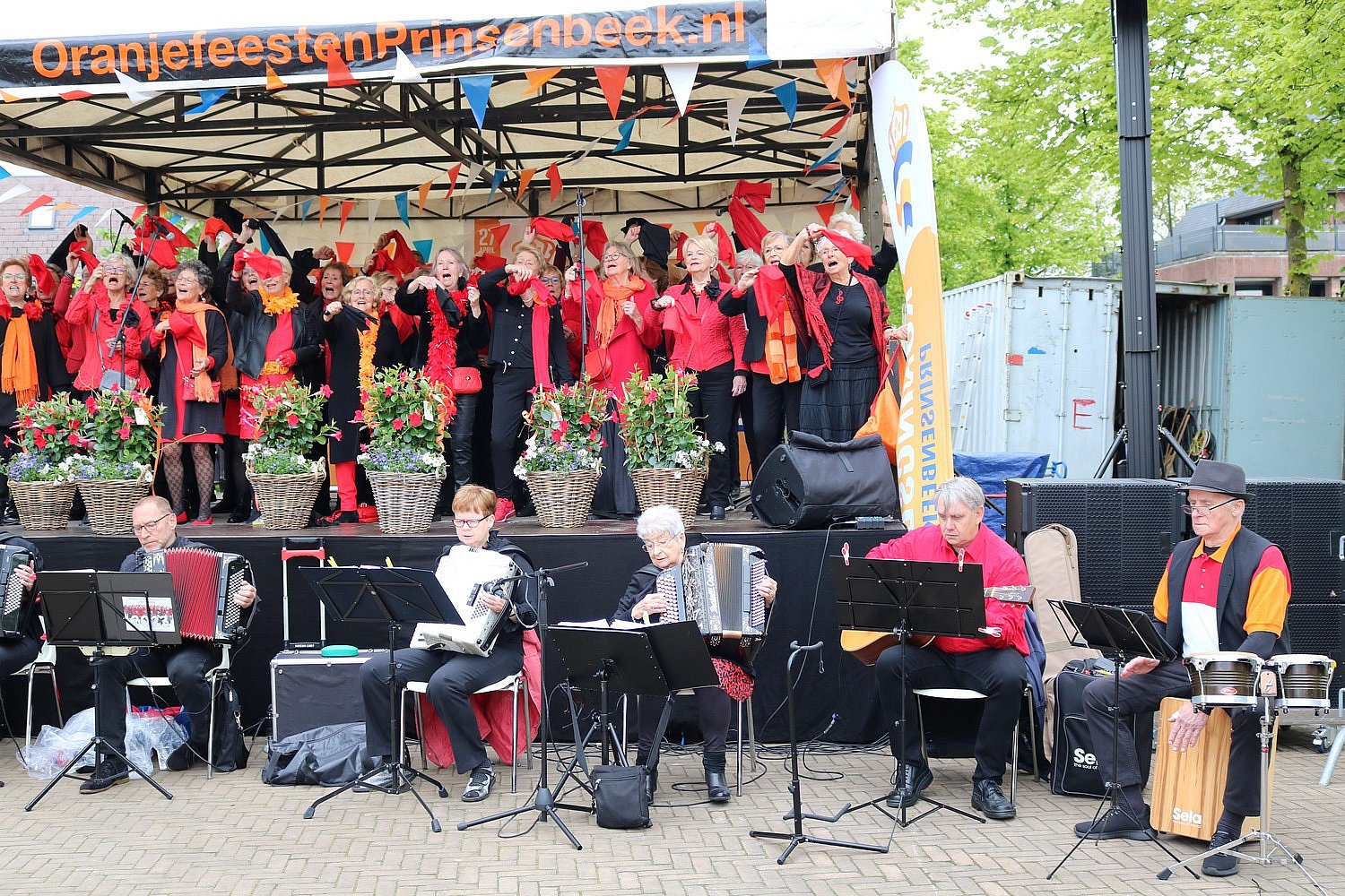 Koningsdag 2024 - foto's Oranje Comité Prinsenbeek