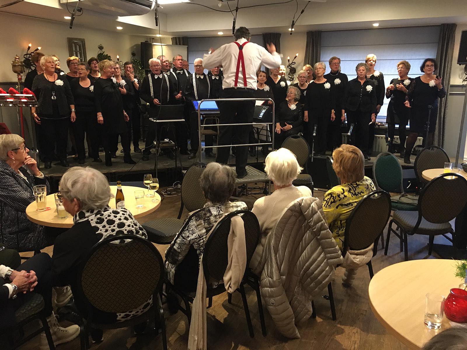 Herfstconcert Dongens Levenslied-foto's Foto's Cocky Verhoef, Krysia Aarts, Ton v.d. Laar